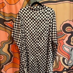 Dressed in LALA checkered shirt size M